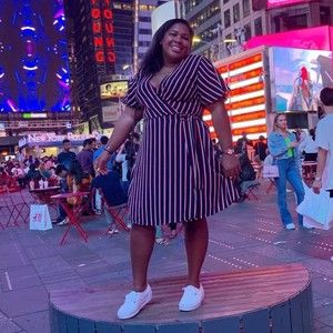 Meet your Posher, Mia